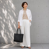 [Shrink leather]<br>tuti tote bag<br>color: black