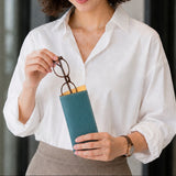 [French calf] <br>glasses case<br>color: Jean blue