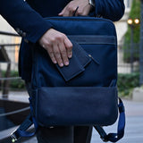 [French calf] <br>Thread gusset card case<br>color: navy