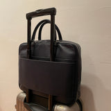 [Sustainable shrink leather] <br>briefcase<br>color: navy