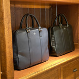 [Sustainable shrink leather] <br>briefcase<br>color: navy