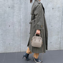 [Shrink leather]<br>Postman mini shoulder<br>color: Tope